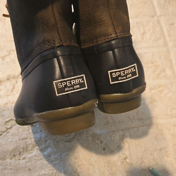 Sperry Black and Brown Duck Boots - Picture 3 of 12